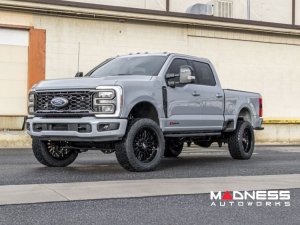 Ford Super Duty Lift Kit - 2.5" Coil Spring Front Kit w/ Falcon 2.1 Front & Tow Haul Rear Shocks - ReadyLIFT Suspensions - 4WD Diesel